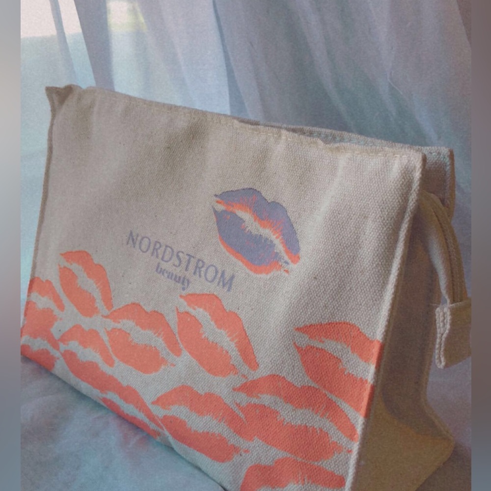 Nordstrom Beauty Makeup Toiletry Bag